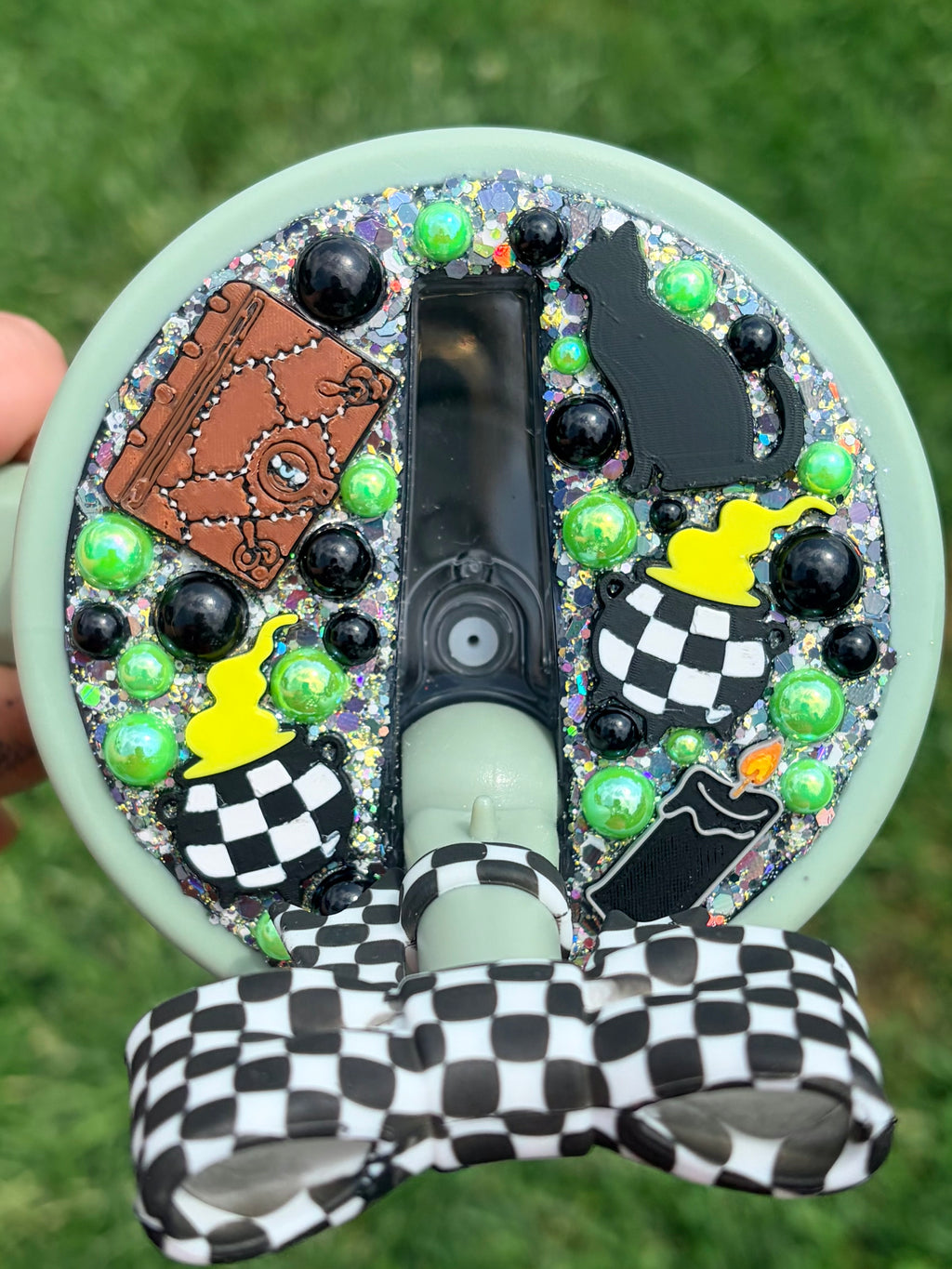 Hocus Pocus Checker