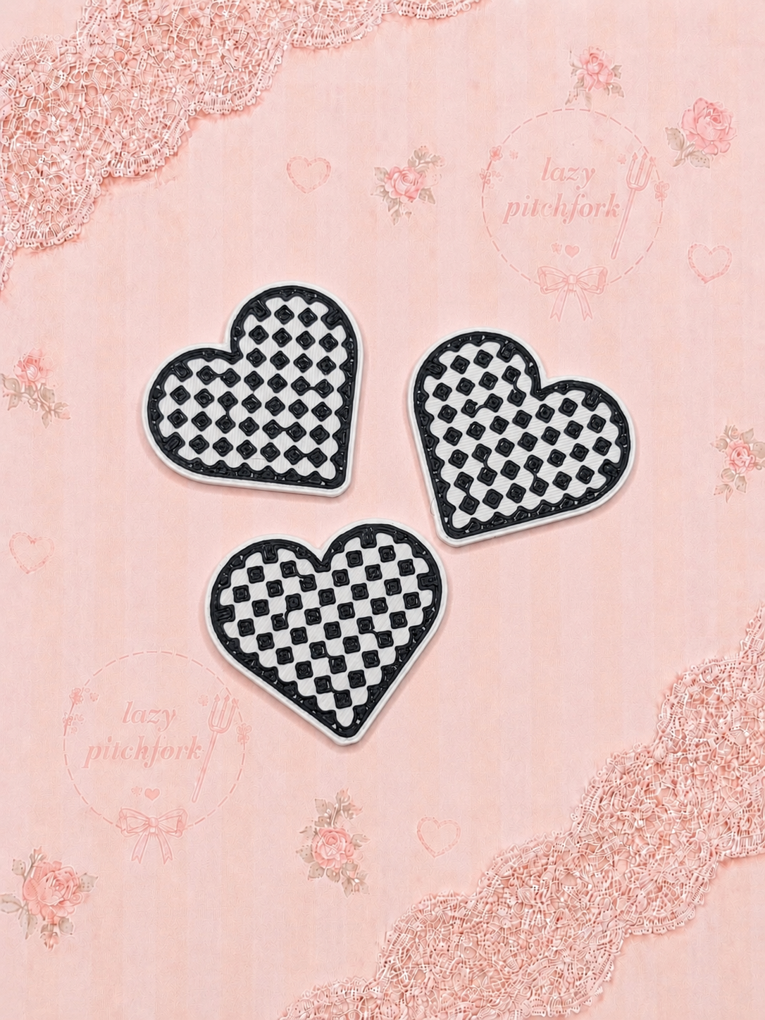 Checkered Hearts Lid Charms